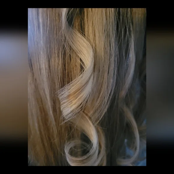 Blonde HUMAN Hair Wig by Uniwigs - Picture 16 of 16